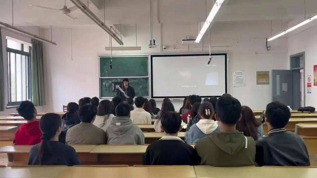 10E55